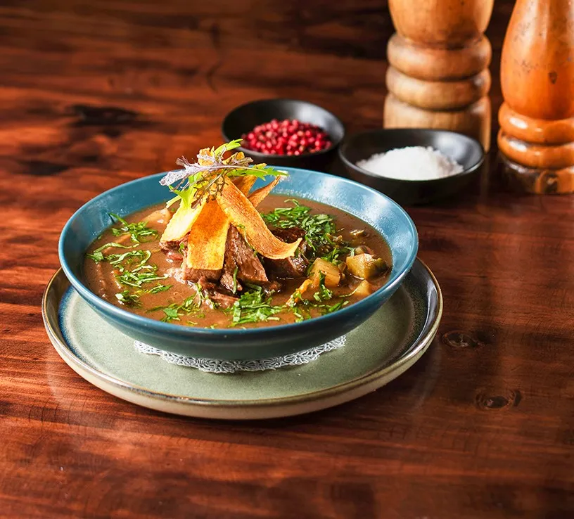 Caldo de Res Maria Bonita